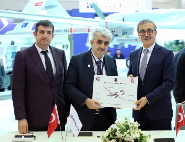 Foto - Milli Teknoloji Hamlesi’nin ve Milli SİHA’ların öncüsü merhum Özdemir Bayraktar rahmet ve özlemle anılıyor