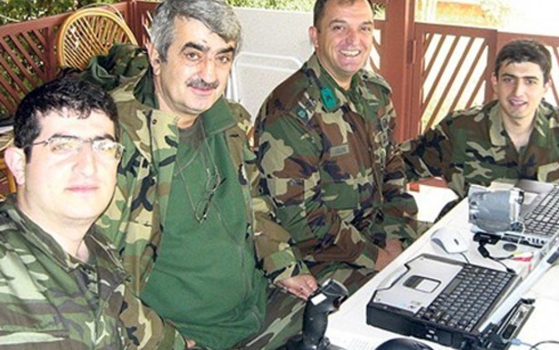 Foto - Milli Teknoloji Hamlesi’nin ve Milli SİHA’ların öncüsü merhum Özdemir Bayraktar rahmet ve özlemle anılıyor