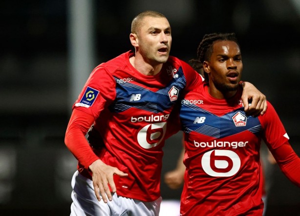 Millilerimiz Fransa Ligue 1'de Lille'yi şampiyon yaptı