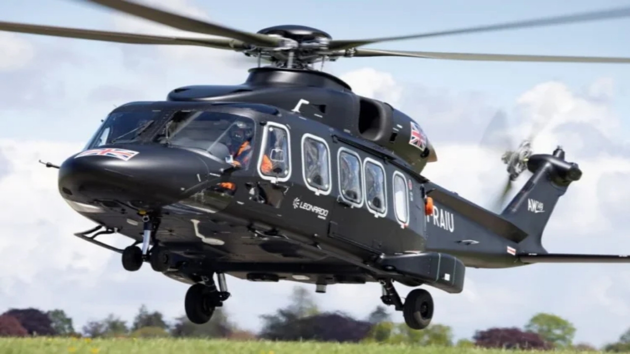 Milyar sterlinlik dev imza geldi! İngiltere, “Onlar bu işin ustası” deyip savunmasını Baykar’ın ortağına teslim etti