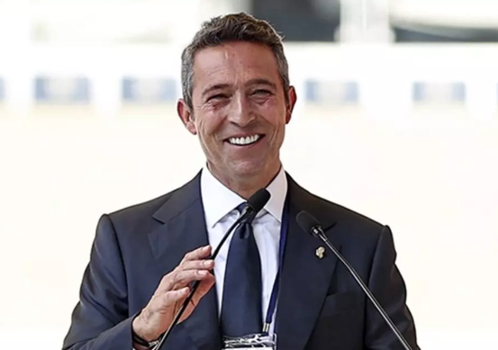 Foto - Milyon dolara satın aldı ve gidiyor! Fenerbahçe'de Ali Koç canlı yayında Tüm Türkiye'ye ilan etti!