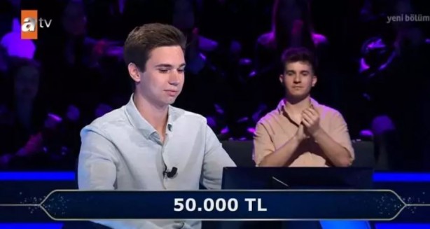 Foto - Milyoner'de şaşırtan anlar! Taraftarına Fenerbahçe'nin renkleri soruldu..