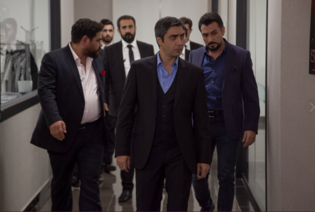 Son Kurtlar Vadisi gelişmesi olay! Resmi duyuru geliyor ama bu haber herkesi üzecek