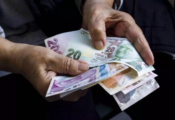 Foto - Milyonlara bayram ettirecek gelişme! Ve ikinci EYT teklifi Meclis'te! Bakın kimler kapsamda