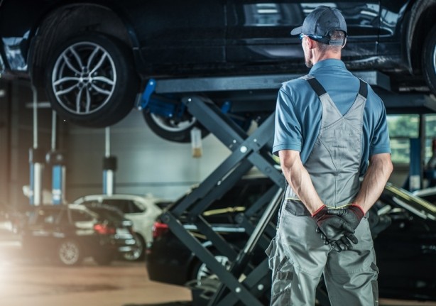 Foto - Milyonlarca araç sahibini ilgilendiren flaş karar! Artık o bomba hak getirildi! Sürücüler havalara uçacak