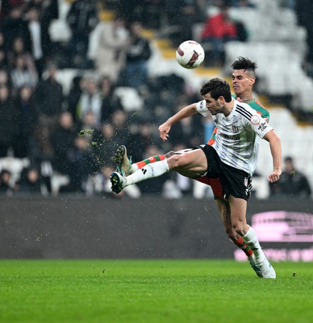 Foto - Milyonlarca Beşiktaşlıya çok kötü haber! Herkese verdi veriştirdi ve bıraktı! Rıza Çalımbay'dan skandal açıklamalar...