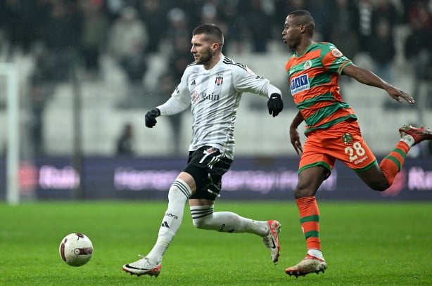 Milyonlarca Beşiktaşlıya çok kötü haber! Herkese verdi veriştirdi ve bıraktı! Rıza Çalımbay'dan skandal açıklamalar...