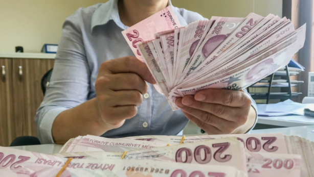 Foto - Milyonlarca emekli merakla bekliyordu! Sonunda belli oldu: 10 bin lira...