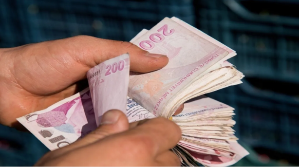 Foto - Milyonlarca emekli merakla bekliyordu! Sonunda belli oldu: 10 bin lira...