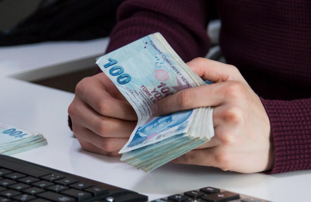 Foto - Milyonlarca emekli merakla bekliyordu! Sonunda belli oldu: 10 bin lira...