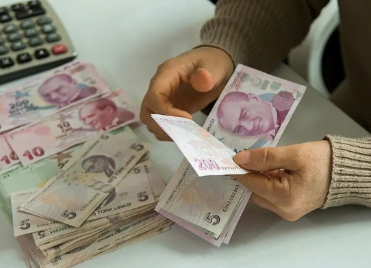 Foto - Milyonlarca emekli ve memur bekliyordu! Maaşlar belli oldu İşte tüm ayrıntılar