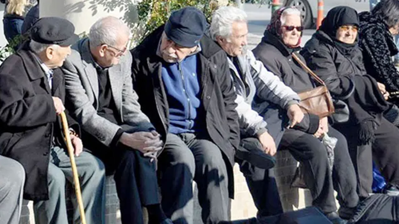 Foto - Milyonlarca emekliye kötü haberi maalesef diyerek duyurdu: 500 lirayı dahi unutun