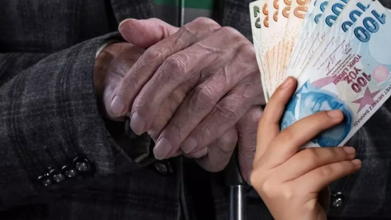 Milyonlarca emekliyi ilgilendiriyor: Aralık mı Ocak mı? 