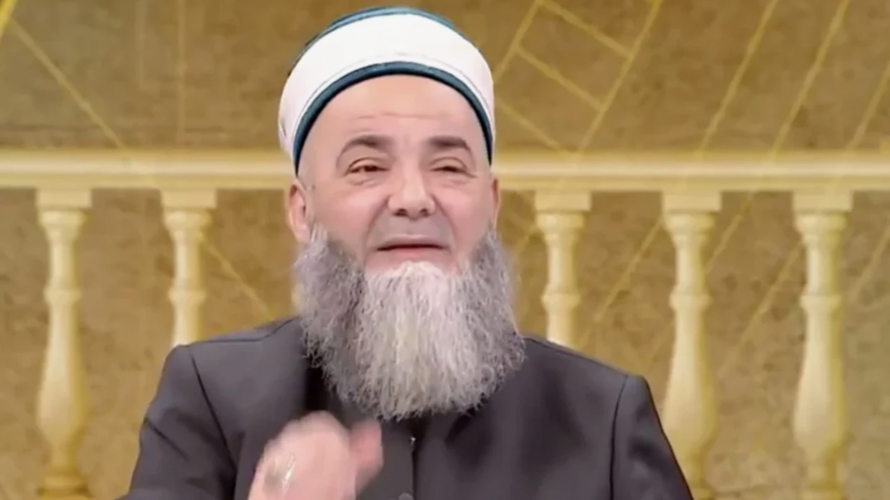 Foto - Cübbeli Ahmet Hoca, Başkan Erdoğan’a yaptığı çağrıyla gündemde: Bunun mantıklı izahı yok