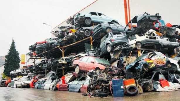 Foto - Milyonlarca kişiyi ilgilendiriyor! Arabası olanların yüzlerini güldürecek haber geldi! Resmen havalara uçacaklar 