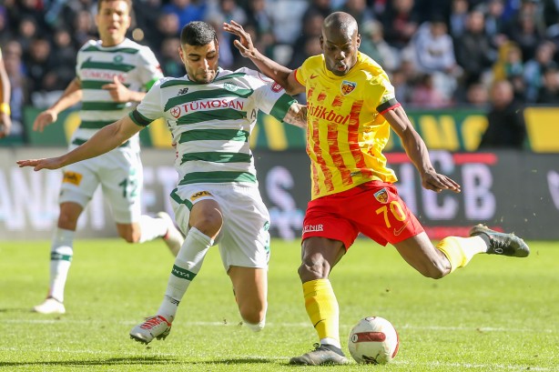 Milyonlarca kişiyi ilgilendiriyor! Ev sahibi ekip üç puana uzandı: Süper maçı kazandı...