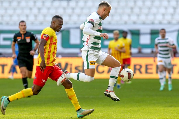 Foto - Milyonlarca kişiyi ilgilendiriyor! Ev sahibi ekip üç puana uzandı: Süper maçı kazandı...