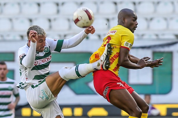 Foto - Milyonlarca kişiyi ilgilendiriyor! Ev sahibi ekip üç puana uzandı: Süper maçı kazandı...