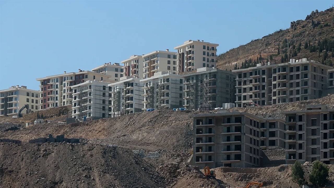 Foto - Milyonlarca Kişiyi İlgilendiriyor! TOKİ'den Gençlere ve Ailelere Özel Müjde Geldi! İşte 250 Bin Konutun Merak Edilen Detayları