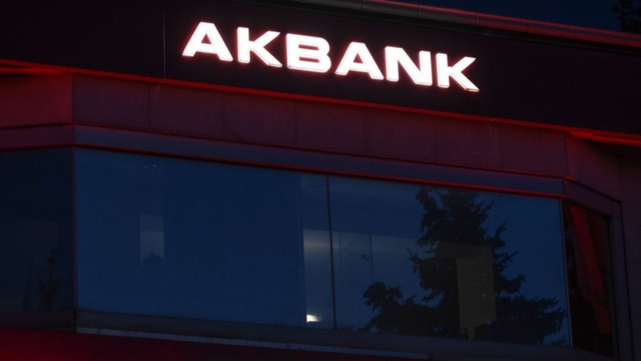 Foto - Milyonlarca müşterisi bulunan Türkiye'nin ünlü bankasına rekor ceza: KAP'a bildirdiler