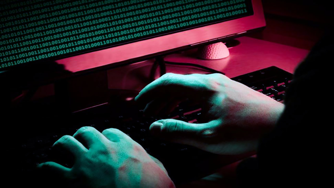 Foto - Milyonlarca otomobil risk altında! Hackerların hedefindeler