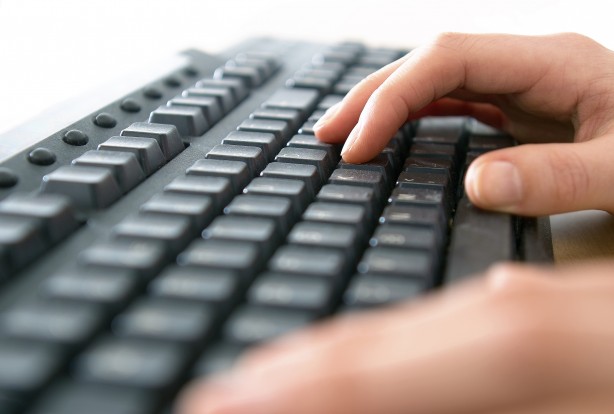 Foto - Milyonları bekleyen tehlike! Klavye ile yazmak beyni olumsuz etkiliyor