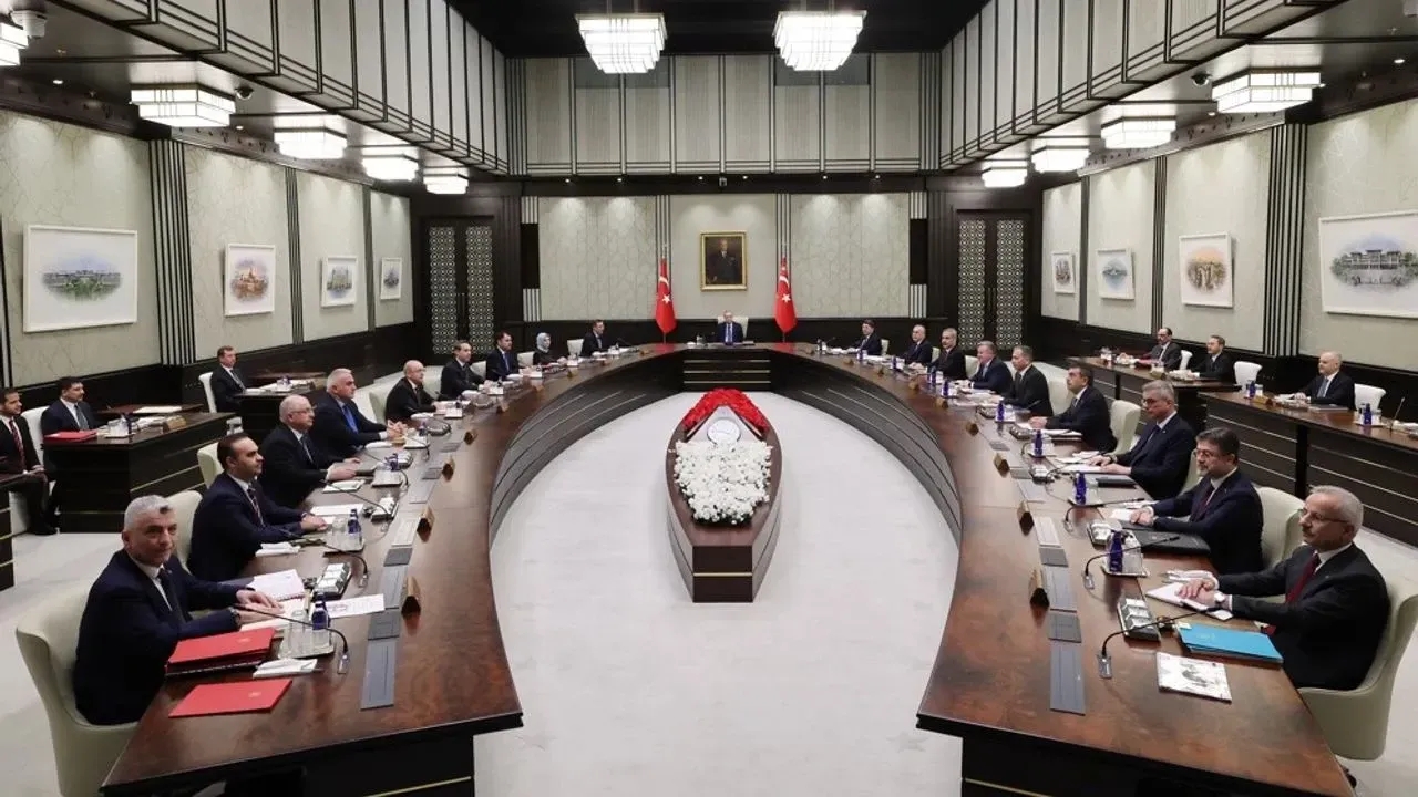 Foto - Milyonları ilgilendiren o konu masaya geldi! Tüm Türkiye akşam saatlerini bekliyor! Erdoğan açıklama yapacak