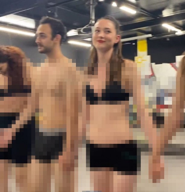 Foto - Mimar Sinan’da ahlâksız gösteri! Çıplaklığın adını sanat koydular