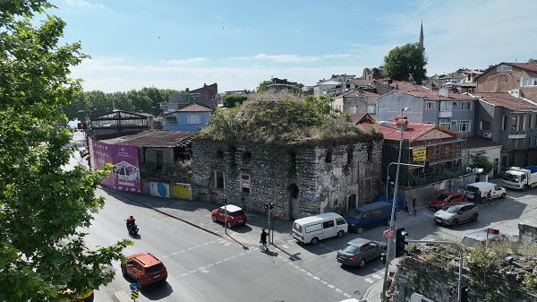 Foto - Mimar Sinan'ın satılık eseri: Ayakapı Hamamı
