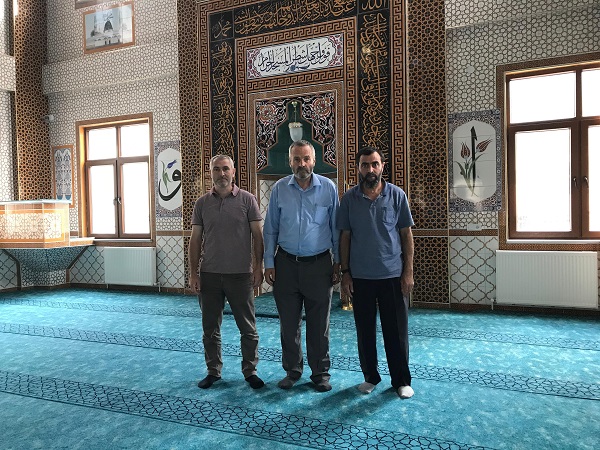 Foto - Mimarisi hayrete düşürüyor! Siz hiç böyle bir cami gördünüz mü? 