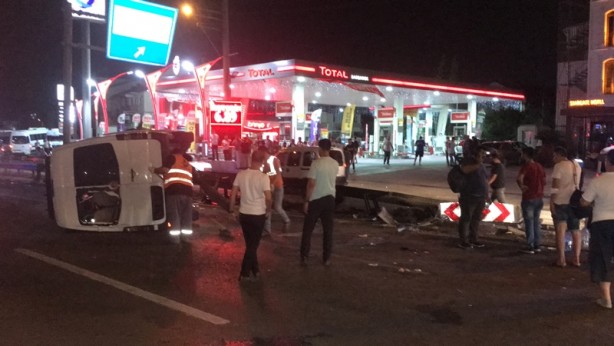 Minibüs devrildi 7 kişi yaralandı