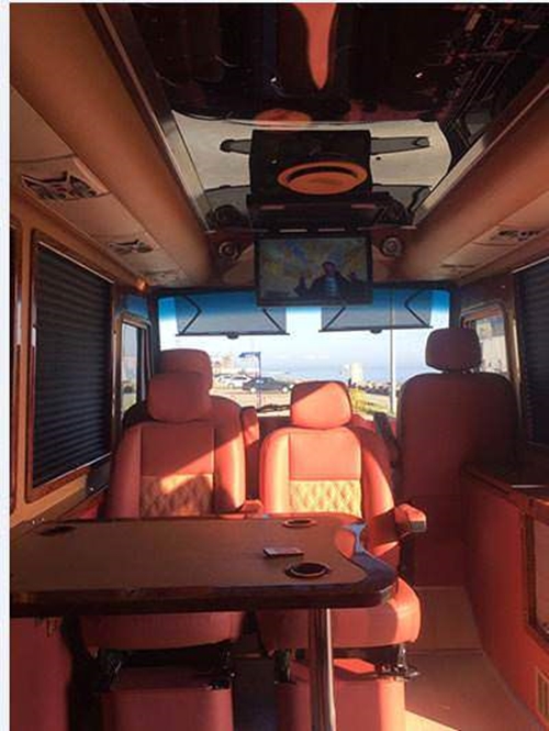 Foto - Minibüse 110 bin TL harcayıp öyle bir değiştirdiler ki!