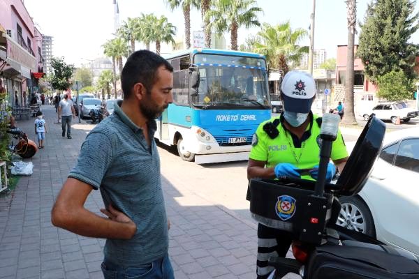 Foto - Minibüsündeki o yazı başını yaktı! 6.500 TL ceza kesildi