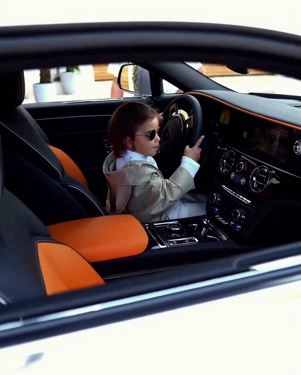 Foto - Minik Zayn, babasının izinde