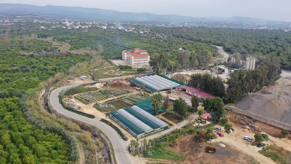 Miniklerin ürettiği ürünler depremzedelere aş oluyor