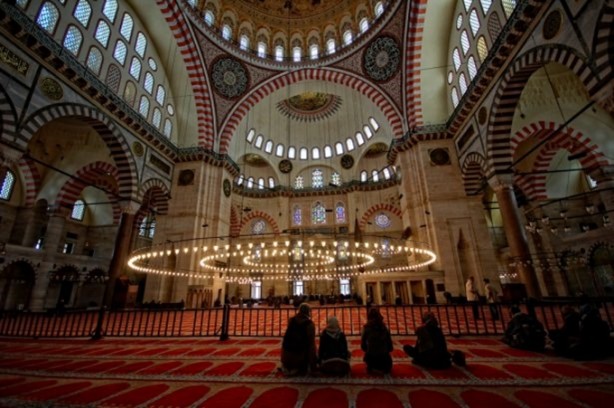 Foto - Miraç gecesinde nasıl dua edilmeli?
