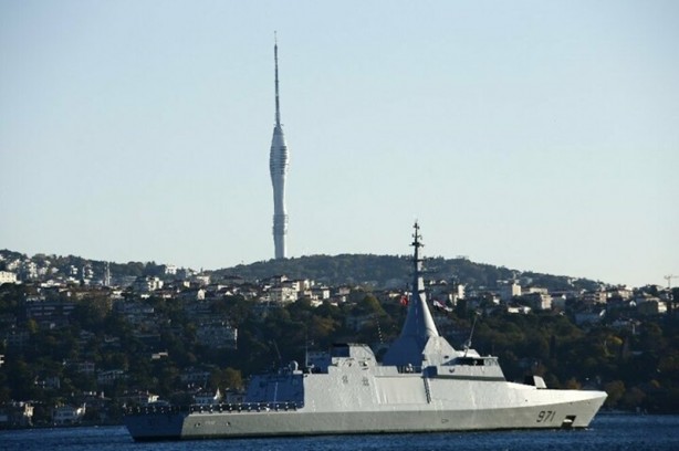 Foto - Mısır savaş gemisi İstanbul Boğazı’ndan geçiş yaptı