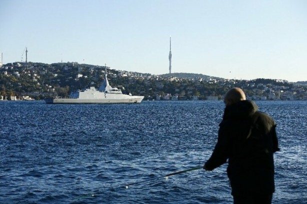 Foto - Mısır savaş gemisi İstanbul Boğazı’ndan geçiş yaptı