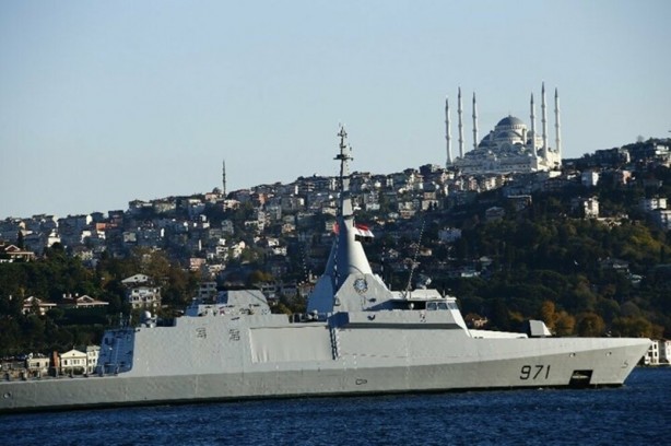 Foto - Mısır savaş gemisi İstanbul Boğazı’ndan geçiş yaptı