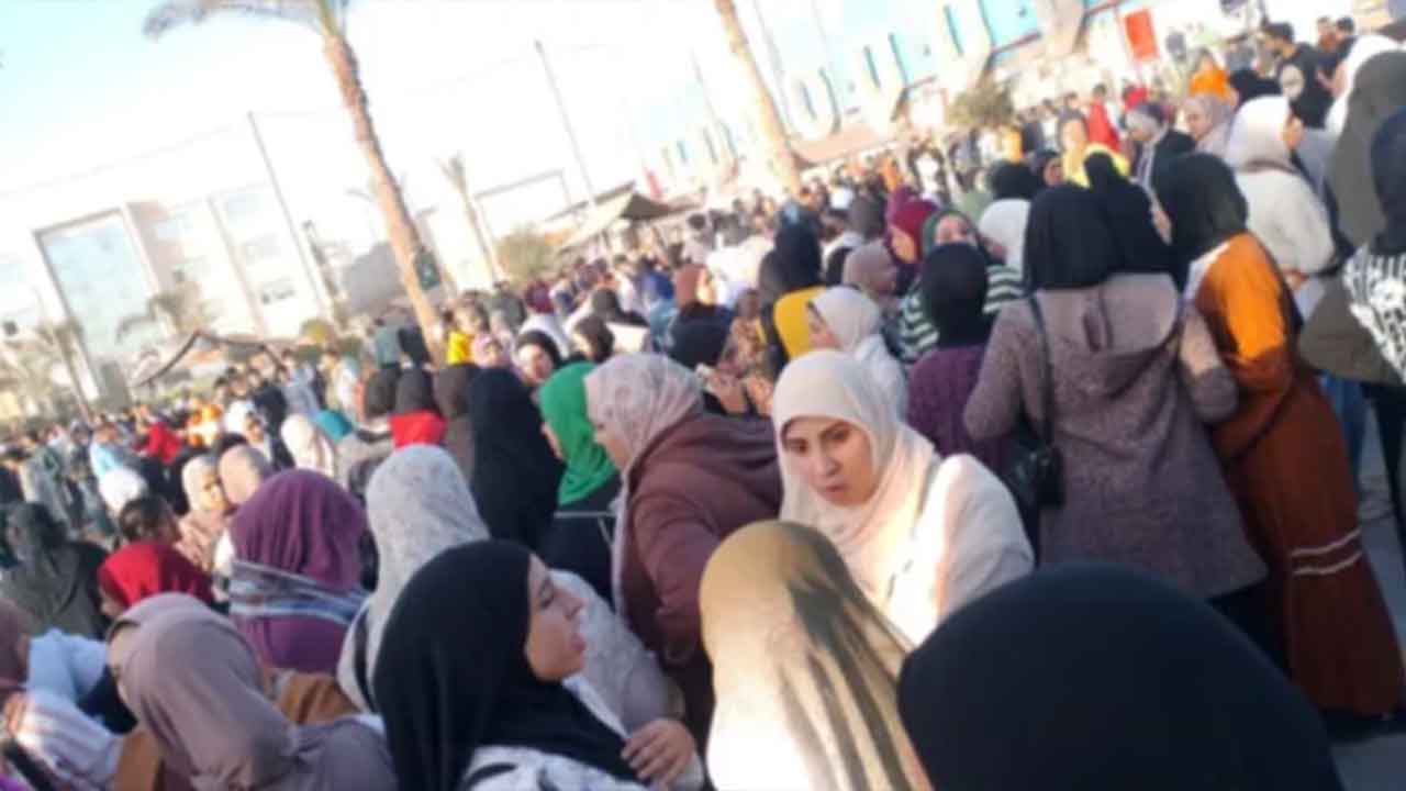 Mısır'a fabrika kuran Türk tekstil devinde Arap işçiler ayaklandı! Türkiye'yi işaret edip isyan çıkarttılar