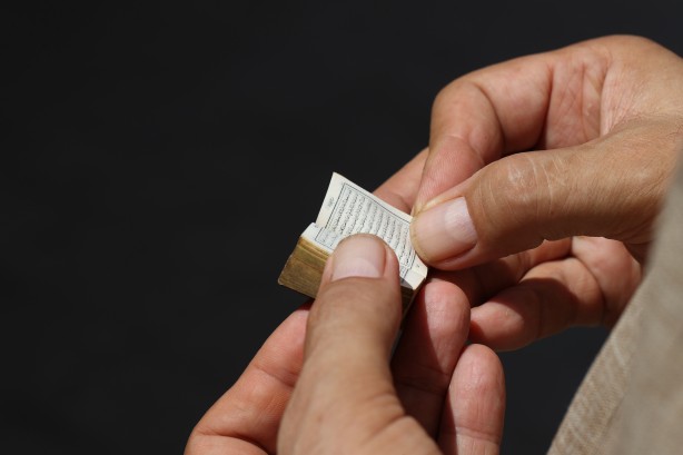 Foto - Mısır'da 150 yıllık küçük hacimli Kuran-ı Kerim nüshası