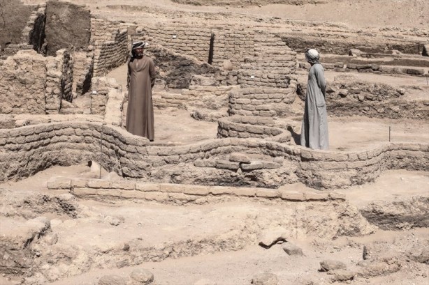 Foto - Mısır'da 3 bin yıllık şehir bulundu