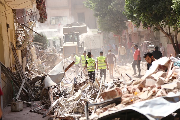 Mısır'da 4 katılı bina çöktü