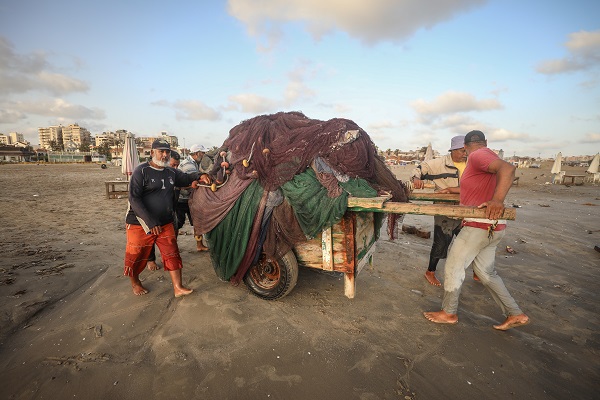 Foto - Mısır’da balıkçıların zorlu mesaisi