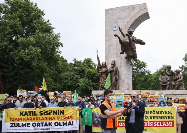 Foto - Mısır'da bir skandal daha! Darbecilere tepki