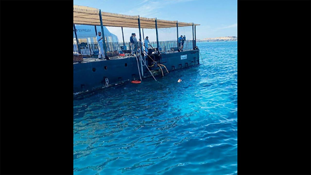 Foto - Mısır’da korkunç kaza! Turistik denizaltı battı, 6 Rus turist hayatını kaybetti