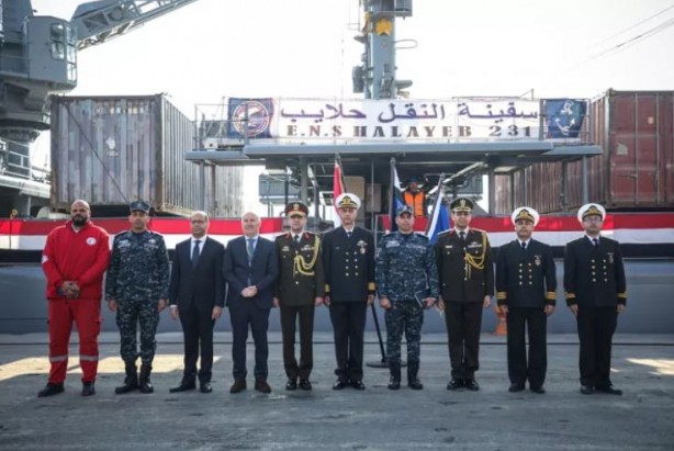 Foto - Mısır'dan Türkiye'deki depremzedelere dev yardım