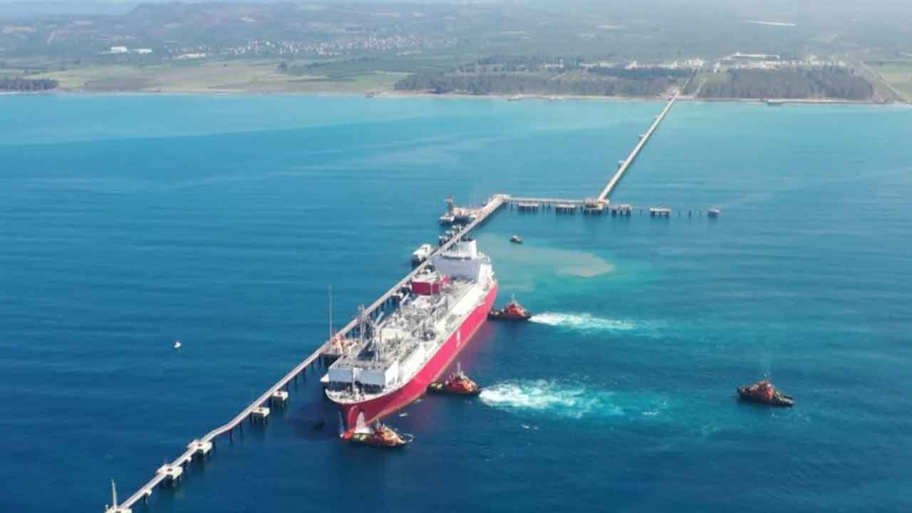 Foto - Mısır'dan Türkiye'ye görülmemiş teklif: O gemiyi bize verin