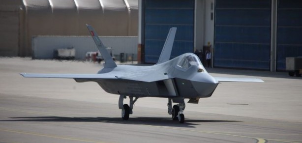 Foto - MMU KAAN, F-35’i solladı