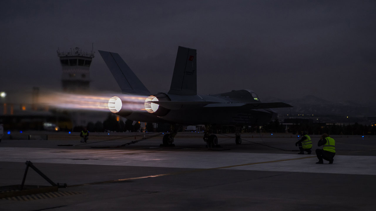 MMU Kaan paniğe neden oldu: Bizi tehdit ediyor